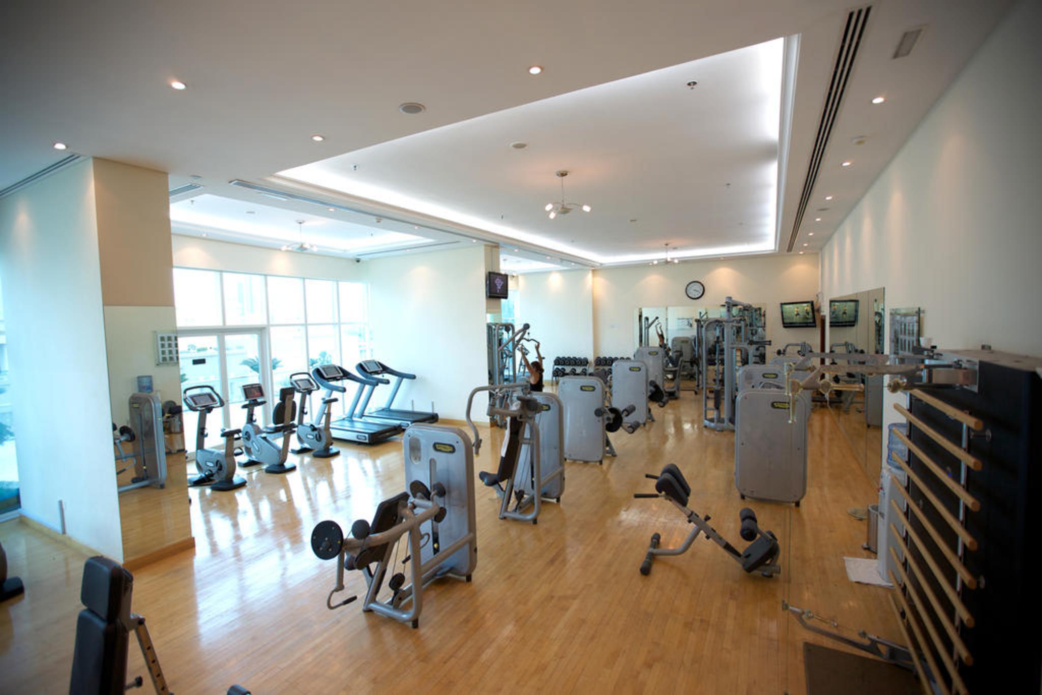 타마니 마리나 호텔 앤드 아파트먼트 두바이 외부 사진 The gym at the Jumeirah Beach Hotel